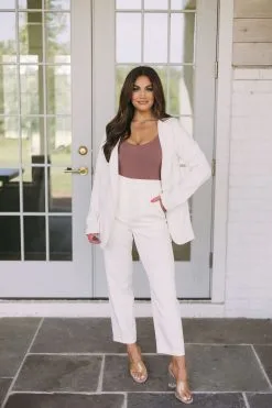 Classic Oversized Blazer-Ecru -thesethreeboutique Sales Shop 6G9A6984 1a22d0f0 1100 411e be98 ee3580582012