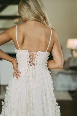 Butterfly Mesh Maxi Dress-Cream 27 Butterfly Mesh Maxi Dress-Cream -thesethreeboutique Sales Shop DSC 0401 6ee00db9 d009 434d 969b 43fac38ab07c