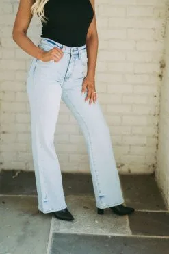 Pocket Distressed Straight Leg Jeans -thesethreeboutique Sales Shop DSC 0405 bcefd9c4 661d 44ac a56e 73f667436677