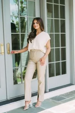 McKinley Sweater Vest- Cream -thesethreeboutique Sales Shop DSC 0417 02969e3d f2de 4475 8903 b21bc3b342b6