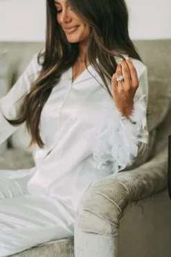 Silk Feather Trim Pajamas- White -thesethreeboutique Sales Shop DSC 0447 11dde988 5867 4886 b699 34736f841285