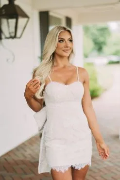 Bow Statement Lace Dress-White 19 Bow Statement Lace Dress-White -thesethreeboutique Sales Shop DSC 0460