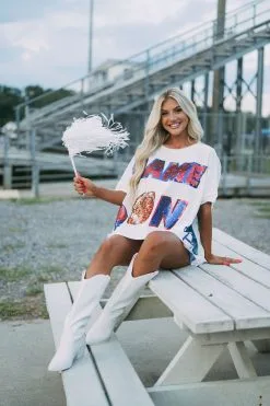 GAME ON Oversized Top -thesethreeboutique Sales Shop DSC 2098 7504c834 abc1 4535 8741 9ce44211d898