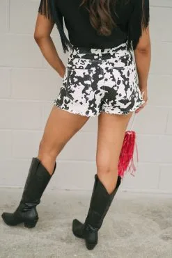 Midnight Rodeo Tee- Black -thesethreeboutique Sales Shop DSC 2684 84564a97 d728 4027 8f72 a3636b62d8b3