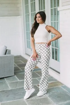 Checkered Print Pants -thesethreeboutique Sales Shop DSC 3573 5d457e07 0b2f 4936 a109 8d3eb47d27a2