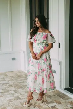 McRae OTS Floral Dress -thesethreeboutique Sales Shop DSC 5640 e7731ab7 c945 421b 9365 3ab2f6468337