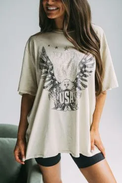 Born Free Mineral Washed Tee- Oatmeal -thesethreeboutique Sales Shop DSC 6174 586139eb b3fa 49c0 aa38 72d525833590