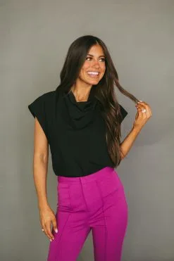 Hemmingway Top- Black -thesethreeboutique Sales Shop DSC 6742 f3e509c3 dc74 40b3 bd90 166a102f1148