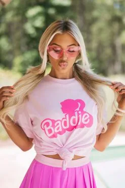"Baddie" Oversized Tee- Pink