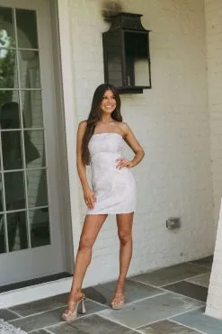 Strapless Floral Mini Dress-Lilac//PETITE -thesethreeboutique Sales Shop DSC 9426 95f934e9 fa5c 46bf 9a1e b344df9cc24f