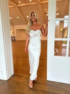 Rhinestone Embellished Sweetheart Dress- Ivory